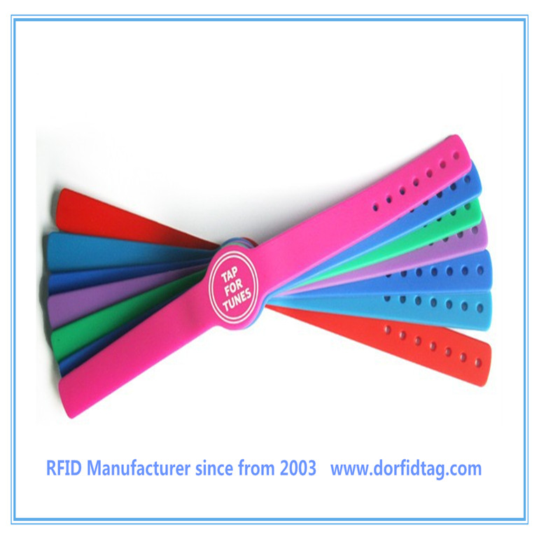 Wholesale eco-friendly 125khz silicone rfid wristband